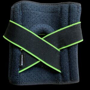 Knee Brace with Side Stabilizers & Patella Gel Pads for Knee Support